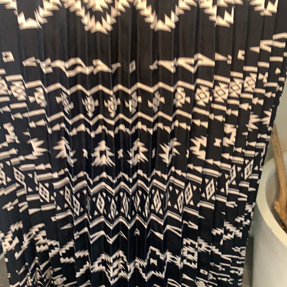 LuLaRoe | Black and Beige Aztec Print Pleated Skirt | Small - Picture 5 of 10